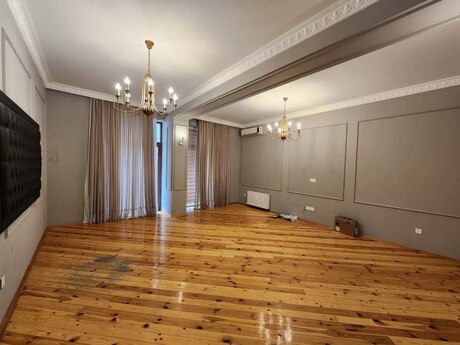 3 otaqlı ofis - Xətai r. - 140 m²