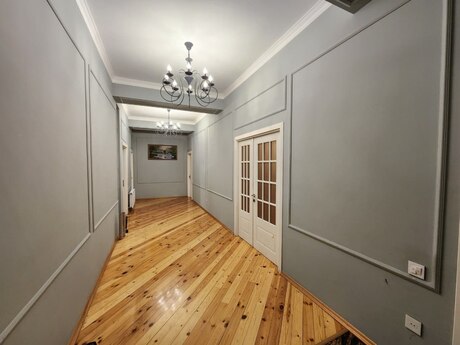 Объявление №5817925 - Баку, Хатаинский р., 3-комн., 140 м²