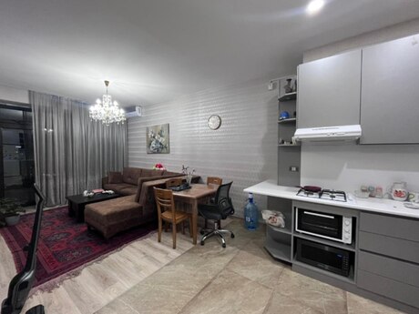 2 otaqlı yeni tikili - 8 Noyabr m. - 65 m²