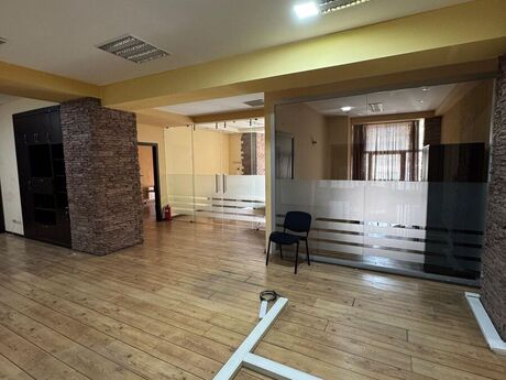 4-комн. офис - Насиминский р. - 180 м²