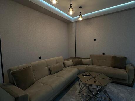 4 otaqlı yeni tikili - Xətai r. - 130 m²