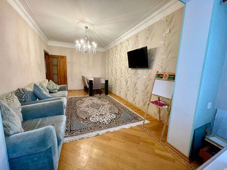 3 otaqlı köhnə tikili - Əhmədli m. - 70 m²