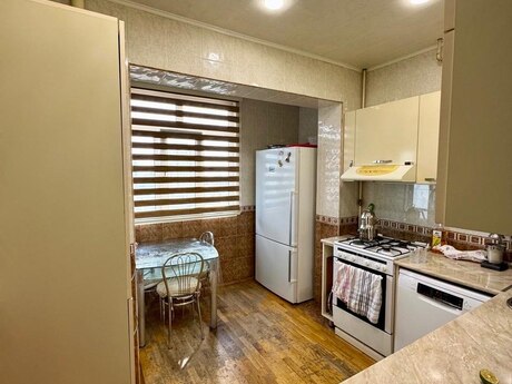 5 otaqlı köhnə tikili - Həzi Aslanov m. - 120 m²