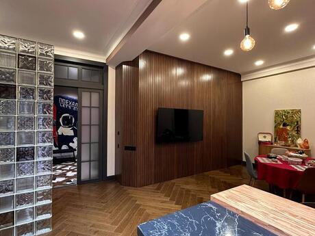 3 otaqlı yeni tikili - 28 May m. - 120 m²