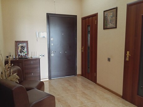 3 otaqlı yeni tikili - 20 Yanvar m. - 83 m²