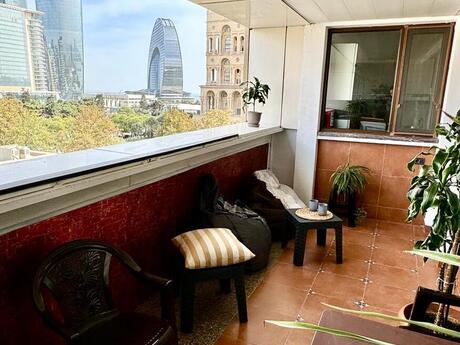 Объявление №5818970 - Баку, м. Сахил, 3-комн., 115 м², 6/18 этаж