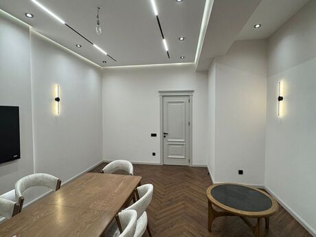 3-room apartment for rent, 130 m², 28 Park Residence: 2 200 ₼/mo 4