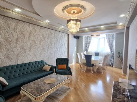4 otaqlı yeni tikili - Azadlıq Prospekti m. - 130 m²