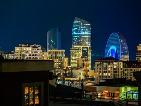 5 otaqlı yeni tikili - 28 May m. - 350 m²
