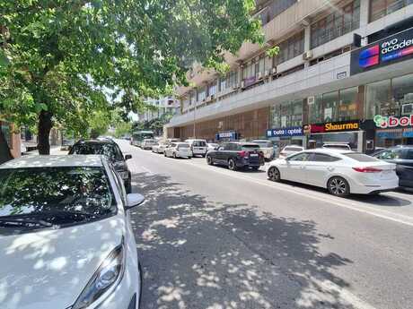 Obyekt - Elmlər Akademiyası m. - 120 m²