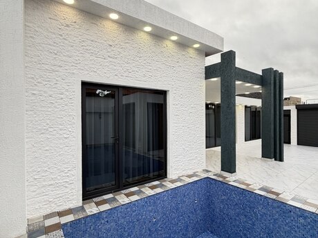 4 otaqlı həyət evi/bağ evi - Şüvəlan q. - 160 m²