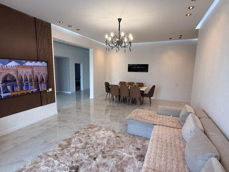 3 otaqlı həyət evi/bağ evi - Şüvəlan q. - 160 m²
