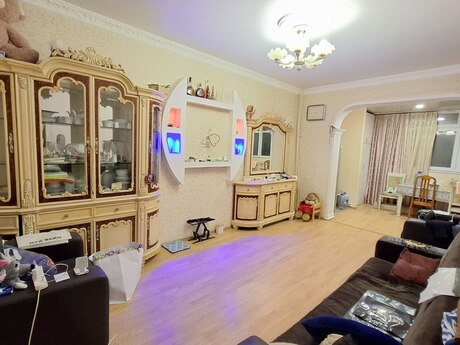 Elan №5820472 - Bakı, Azadlıq Prospekti m., 3 otaqlı, 67 m², 2/5 mərtəbə
