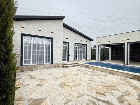 4 otaqlı həyət evi/bağ evi - Şüvəlan q. - 160 m²