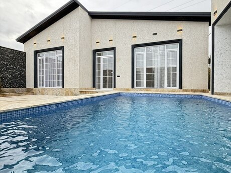 4 otaqlı həyət evi/bağ evi - Şüvəlan q. - 160 m²