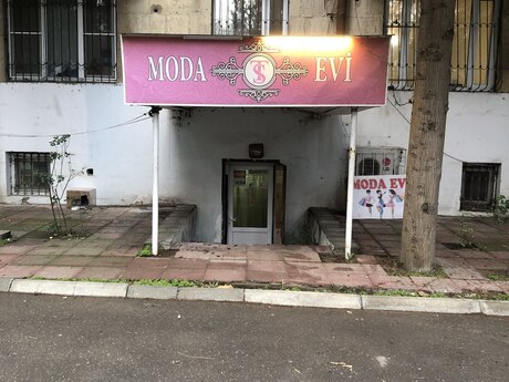 Elmlər Akademiyası m.