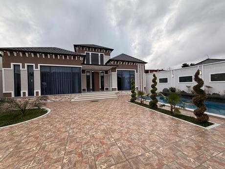 4 otaqlı həyət evi/bağ evi - Şüvəlan q. - 180 m²