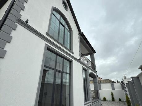 4 otaqlı həyət evi/bağ evi - Badamdar q. - 270 m²