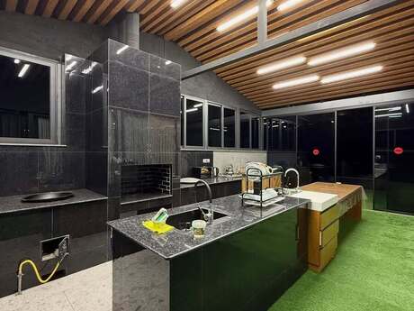 4 otaqlı həyət evi/bağ evi - Nardaran q. - 350 m²