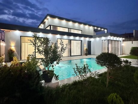 5 otaqlı həyət evi/bağ evi - Mərdəkan q. - 300 m²