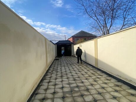 6-комн. дом/дача - пос. Бинагади - 200 м²