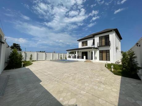 5 otaqlı həyət evi/bağ evi - Novxanı q. - 270 m²