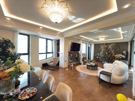 5 otaqlı yeni tikili - Bayıl q. - 231 m²