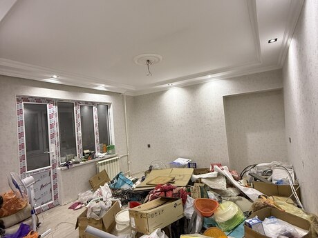 4 otaqlı köhnə tikili - Neftçilər m. - 100 m²