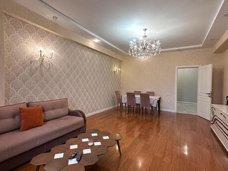 4 otaqlı mənzil, 184 m², 28 May: 565 000 ₼ 5