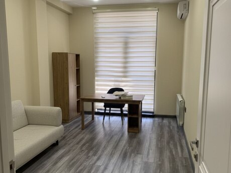 2-комн. офис - м. 8 ноября - 45 м²