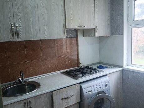 2 otaqlı köhnə tikili - Neftçilər m. - 55 m²