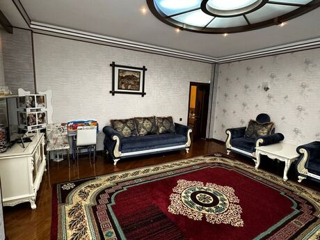 3-комнатная квартира, 128 м², 20 Yanvar: 320 000 ₼ 2