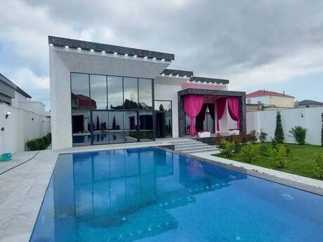 4 otaqlı həyət evi/bağ evi - Mərdəkan q. - 240 m²