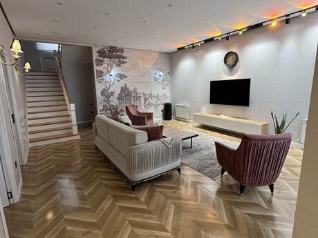 5 otaqlı həyət evi/bağ evi - Şıxov q. - 250 m²