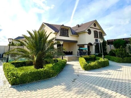 5 otaqlı həyət evi/bağ evi - Şüvəlan q. - 400 m²