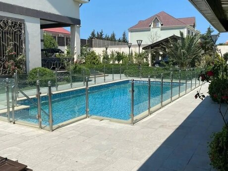 5 otaqlı həyət evi/bağ evi - Şüvəlan q. - 400 m²