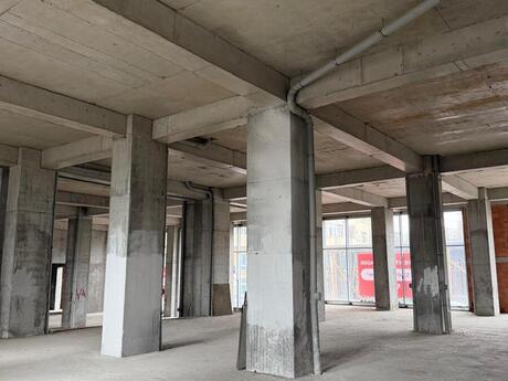 Obyekt - Şah İsmayıl Xətai m. - 232.5 m²