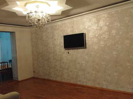 3 otaqlı köhnə tikili - Elmlər Akademiyası m. - 70 m²