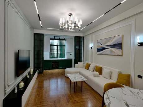 Kirayə 2 otaqlı mənzil, 70 m², Renessans Palace: 1 500 ₼/ay 5