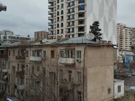 Elan №5824391 - Bakı, 28 May m., 2 otaqlı, 80 m², 4/16 mərtəbə