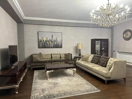3 otaqlı mənzil, 160 m², Elmlər Akademiyası, 1 700 AZN