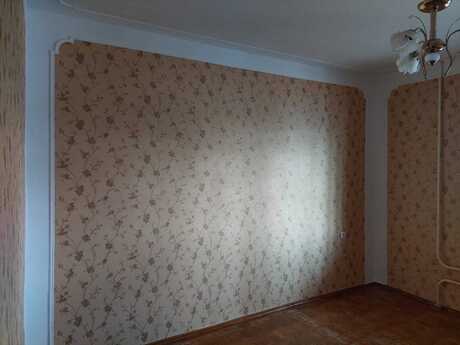 4 otaqlı köhnə tikili - Xalqlar Dostluğu m. - 100 m²