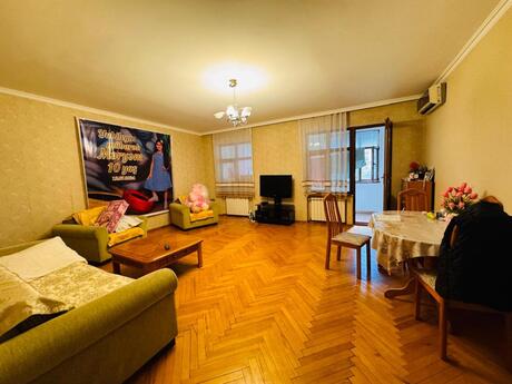 3 otaqlı köhnə tikili - Nizami m. - 105 m²