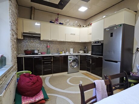 4 otaqlı həyət evi/bağ evi - Masazır q. - 140 m²