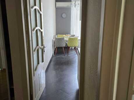 4 otaqlı köhnə tikili - 28 May m. - 250 m²