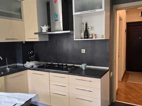 Объявление №5825106 - Баку, м. 28 мая, 4-комн., 250 м², 3/6 этаж