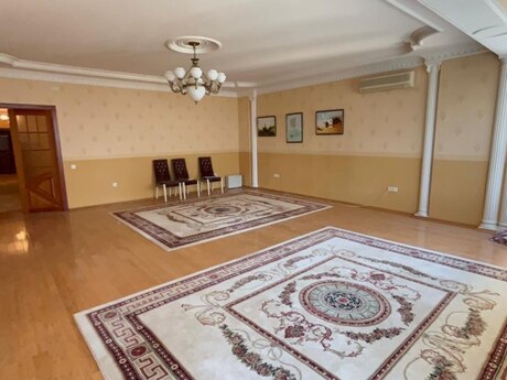 4 otaqlı yeni tikili - Şah İsmayıl Xətai m. - 200 m²
