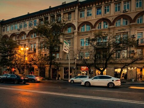 3 otaqlı köhnə tikili - Nizami m. - 105 m²