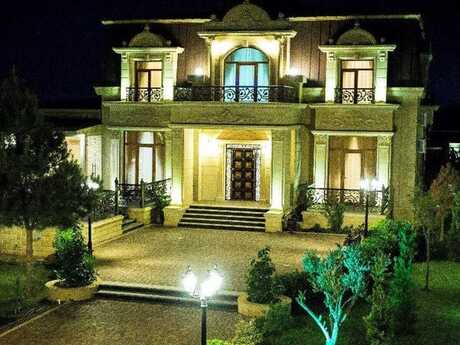 4 otaqlı həyət evi/bağ evi - Bilgəh q. - 350 m²