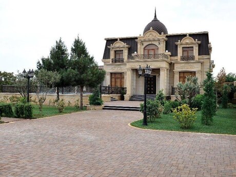 4 otaqlı həyət evi/bağ evi - Bilgəh q. - 350 m²